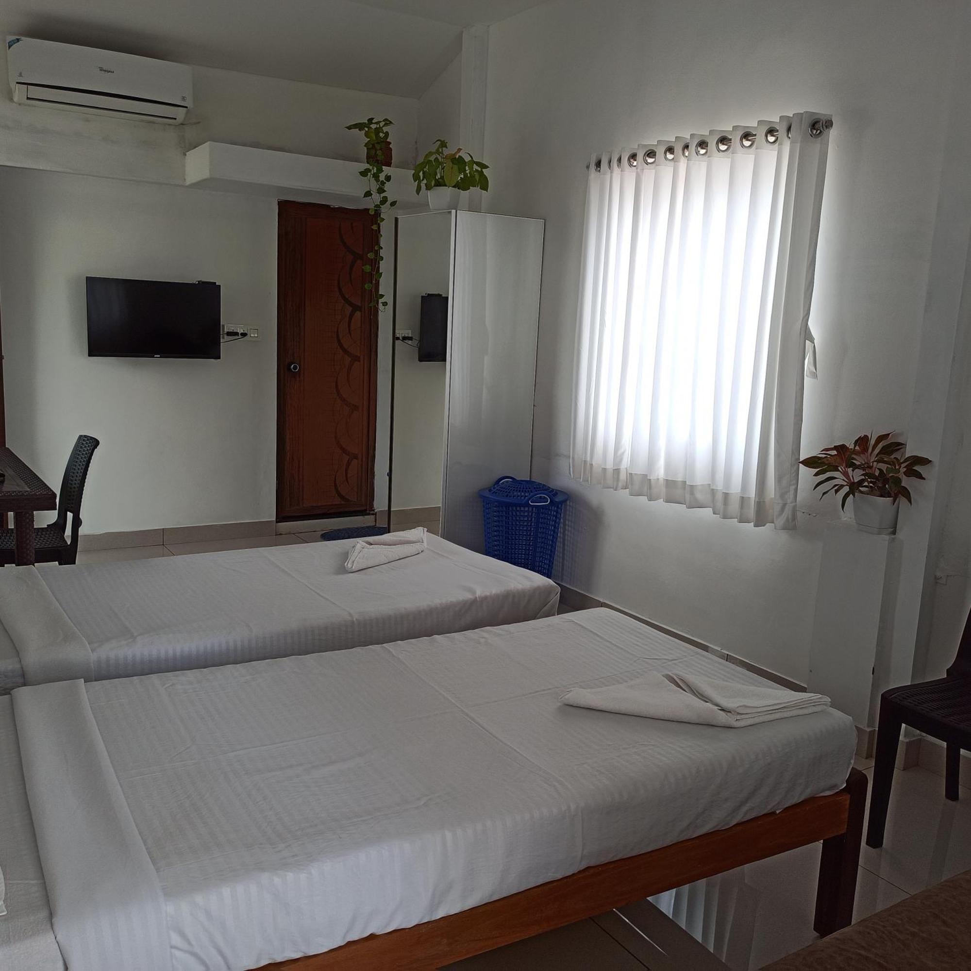 Bethesda Inn Kochi Exterior photo